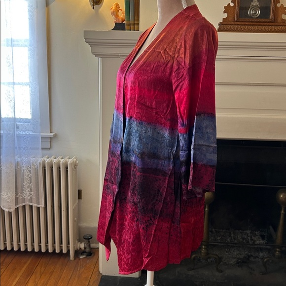 Soft Surroundings Red and Pink Textured Topper - Picture 3 of 6